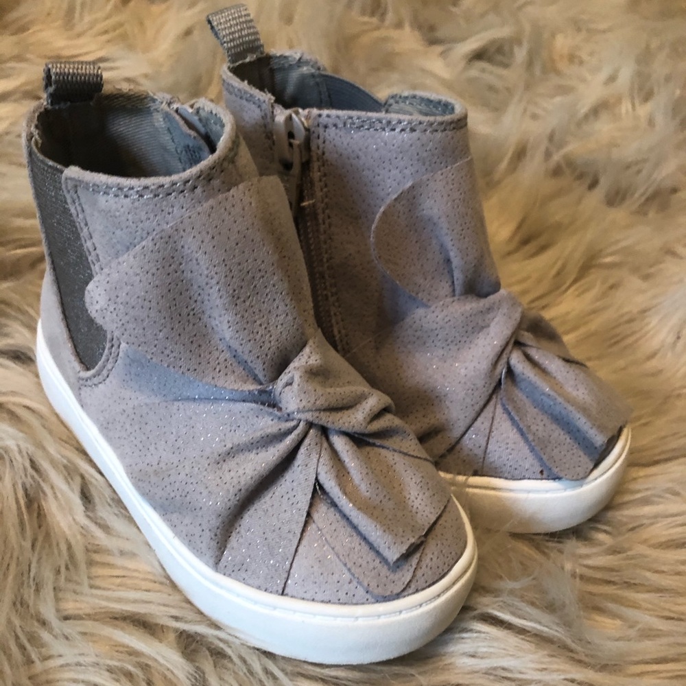 Grey and silver toddler girl booties